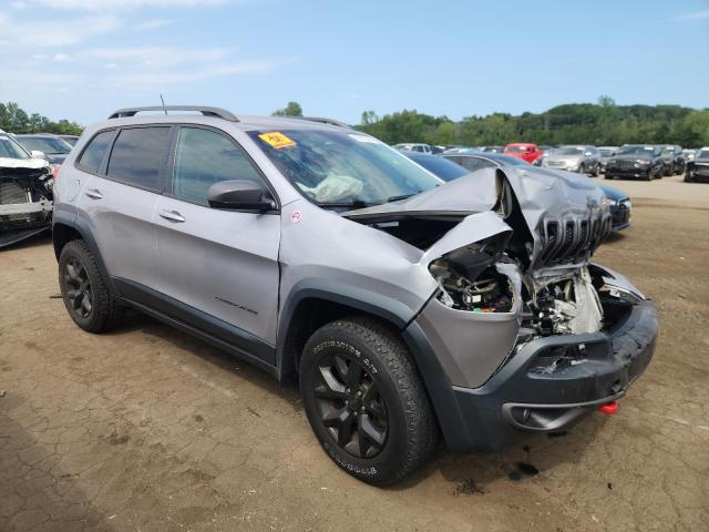  JEEP CHEROKEE 2018 Srebrny