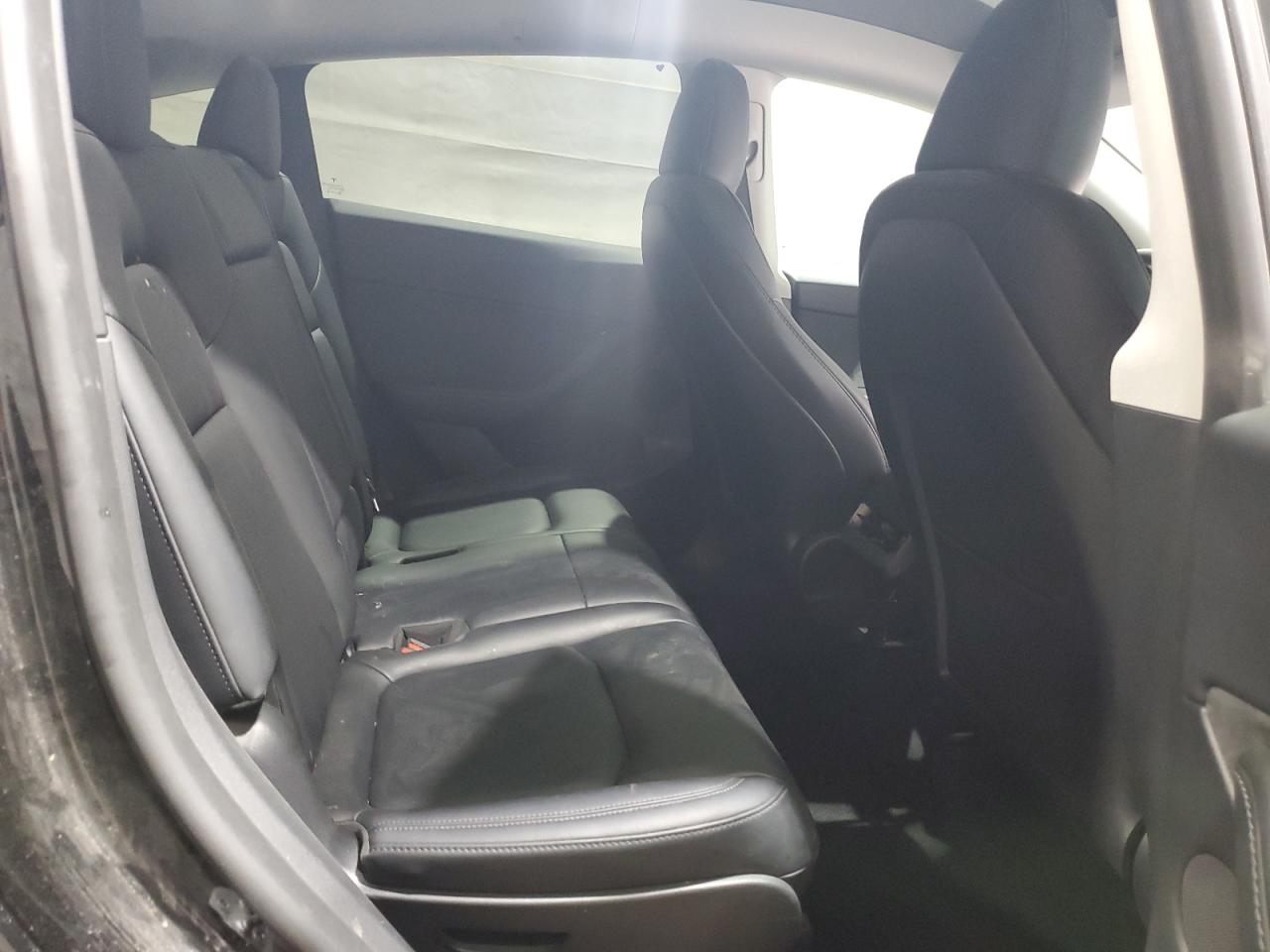 2023 Tesla Model Y VIN: 7SAYGAEE3PF932135 Lot: 68381555