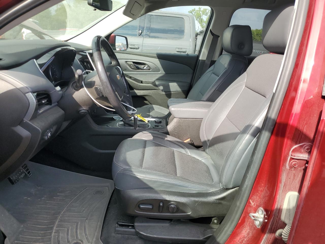 2018 Chevrolet Traverse Premier VIN: 1GNEVJKW0JJ235080 Lot: 69573355