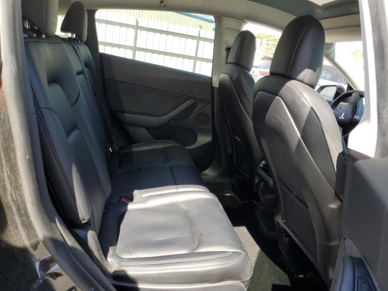 2021 Tesla Model Y VIN: 5YJYGAEE8MF146100 Lot: 70219045
