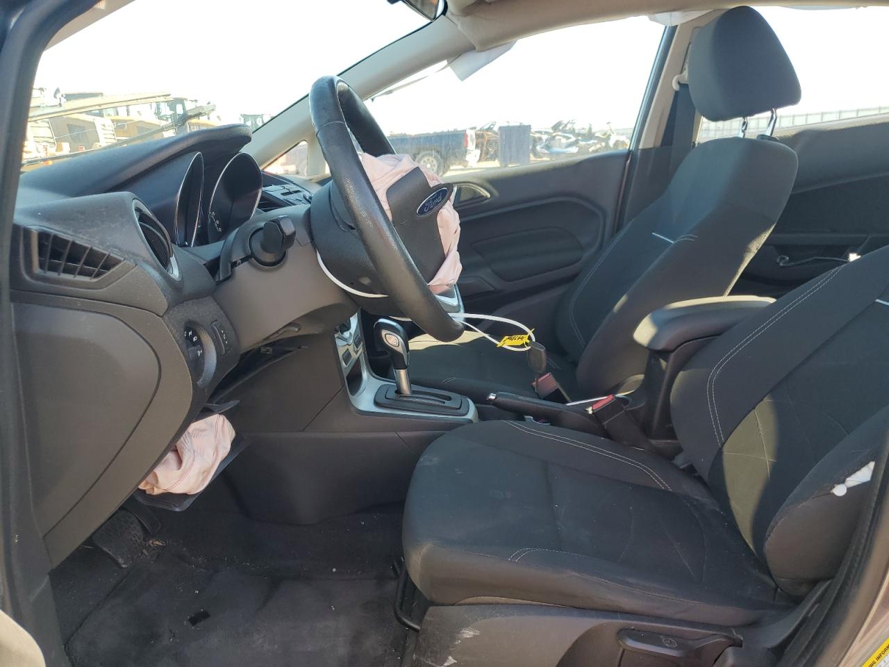 2014 Ford Fiesta Se VIN: 3FADP4BJ7EM203617 Lot: 70938905