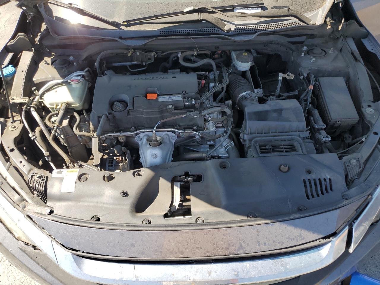 2018 Honda Civic Lx VIN: 2HGFC2F5XJH523329 Lot: 70704865