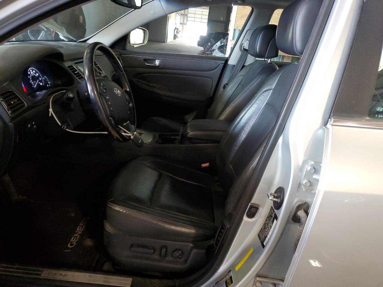 2011 Hyundai Genesis 3.8L VIN: KMHGC4DE4BU112892 Lot: 67320695