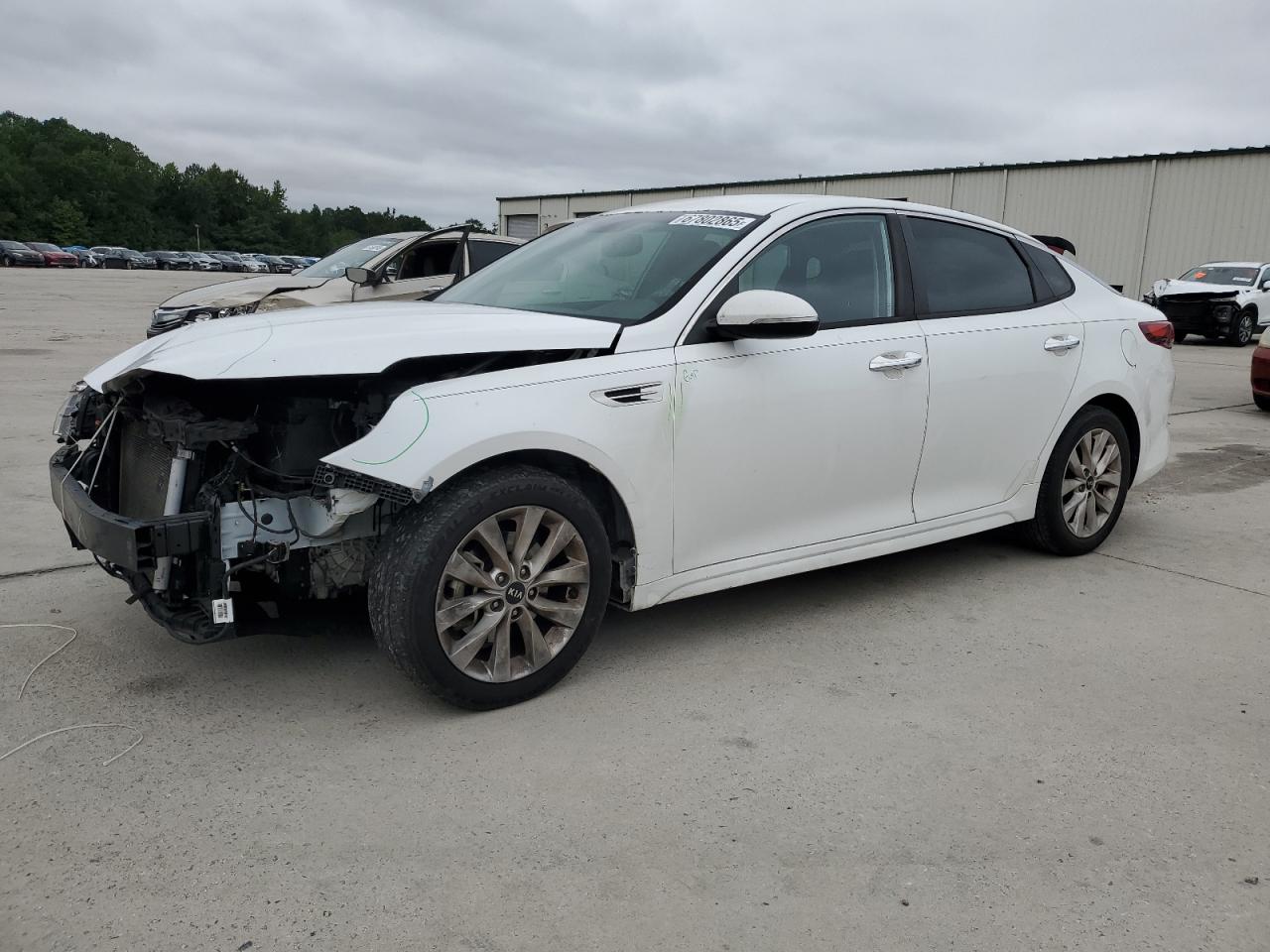 Vehicle photo