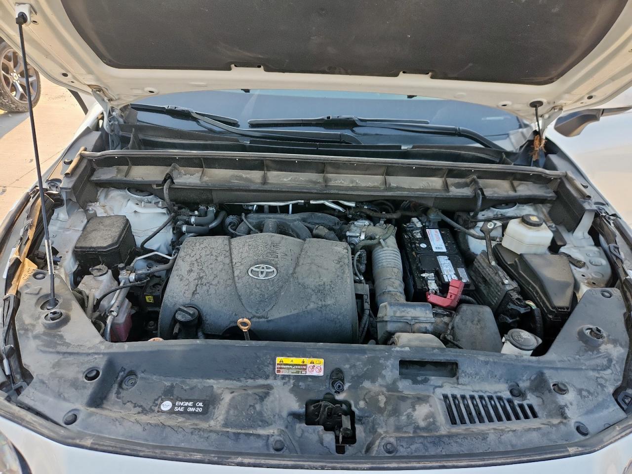 5TDGZRAH0MS067780 2021 Toyota Highlander Xle