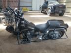 2001 HARLEY-DAVIDSON FLSTF    à vendre chez Copart ON - COOKSTOWN