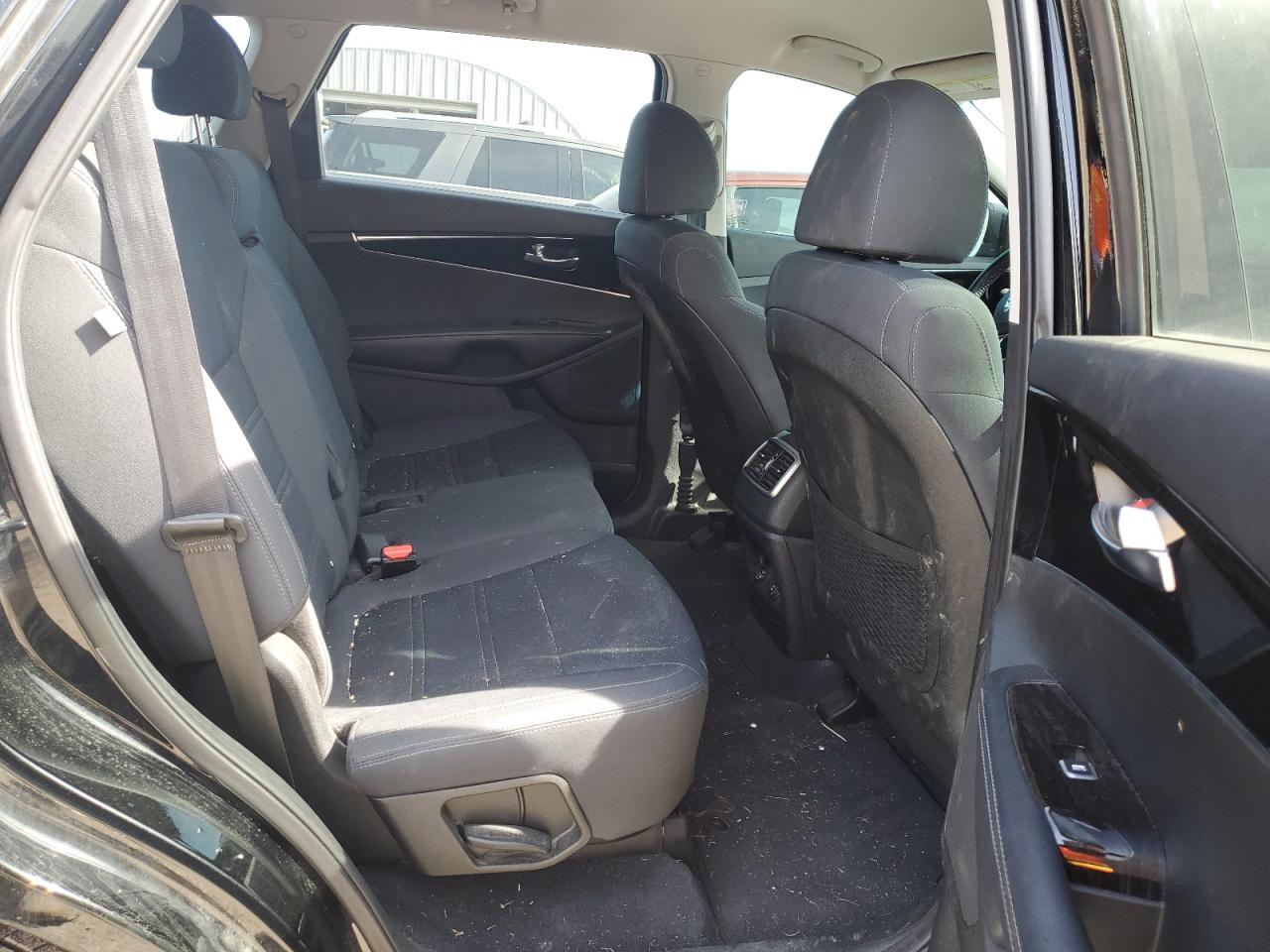 2019 Kia Sorento Lx VIN: 5XYPGDA55KG586459 Lot: 70222355