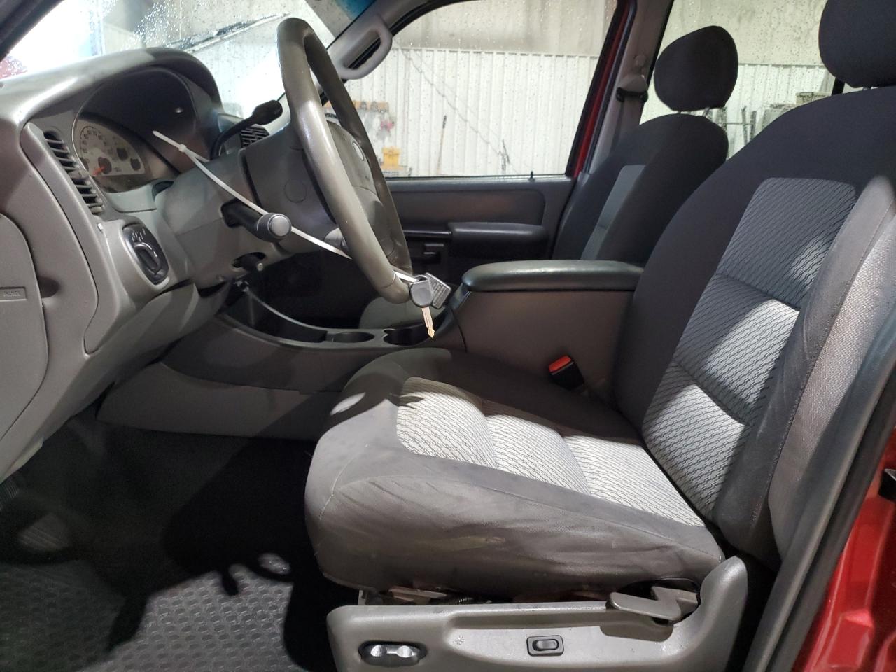 2004 Ford Explorer Sport Trac VIN: 1FMZU67K94UB63309 Lot: 70963875