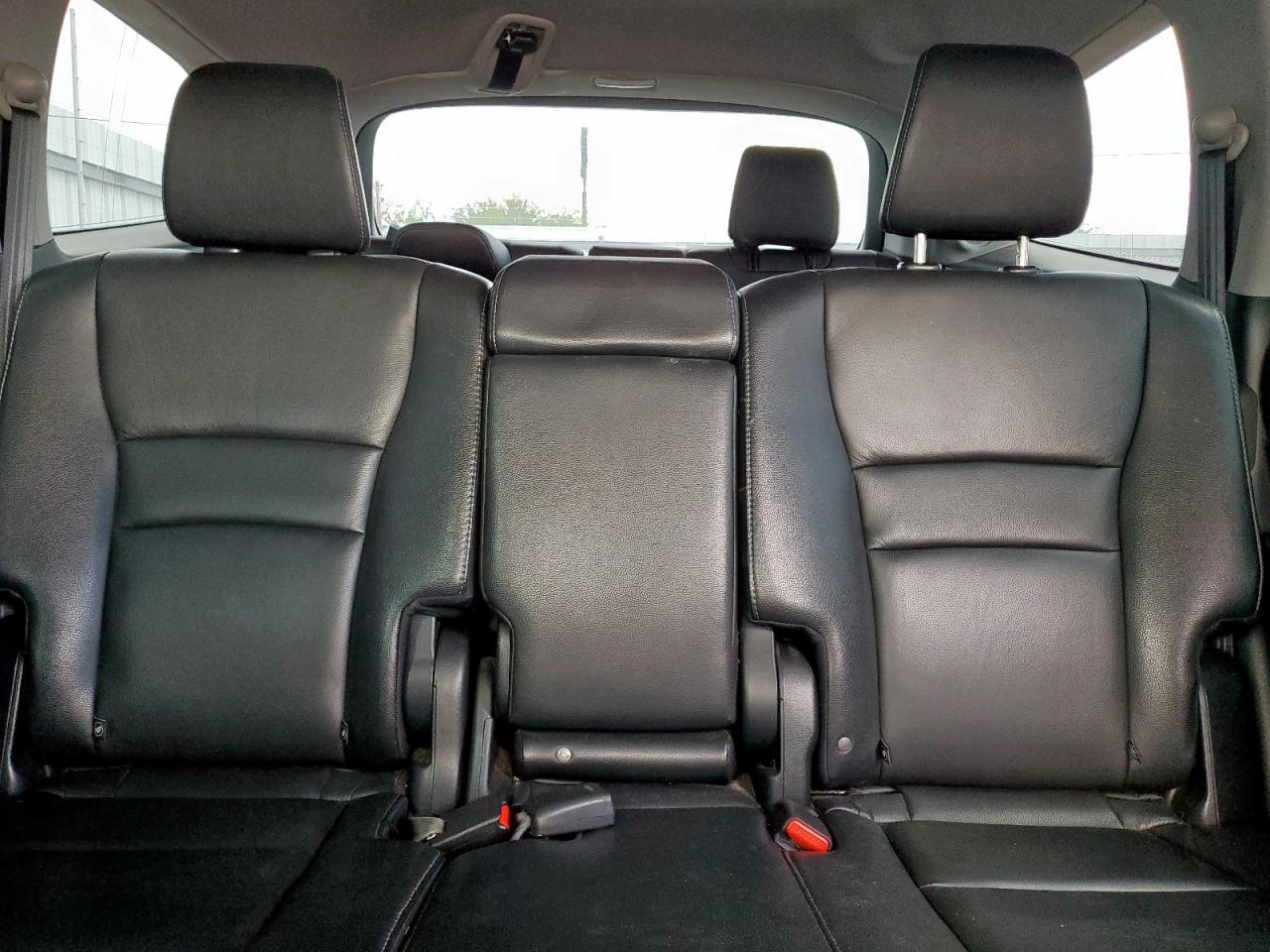 2017 Honda Pilot Touring VIN: 5FNYF5H99HB006569 Lot: 70750315
