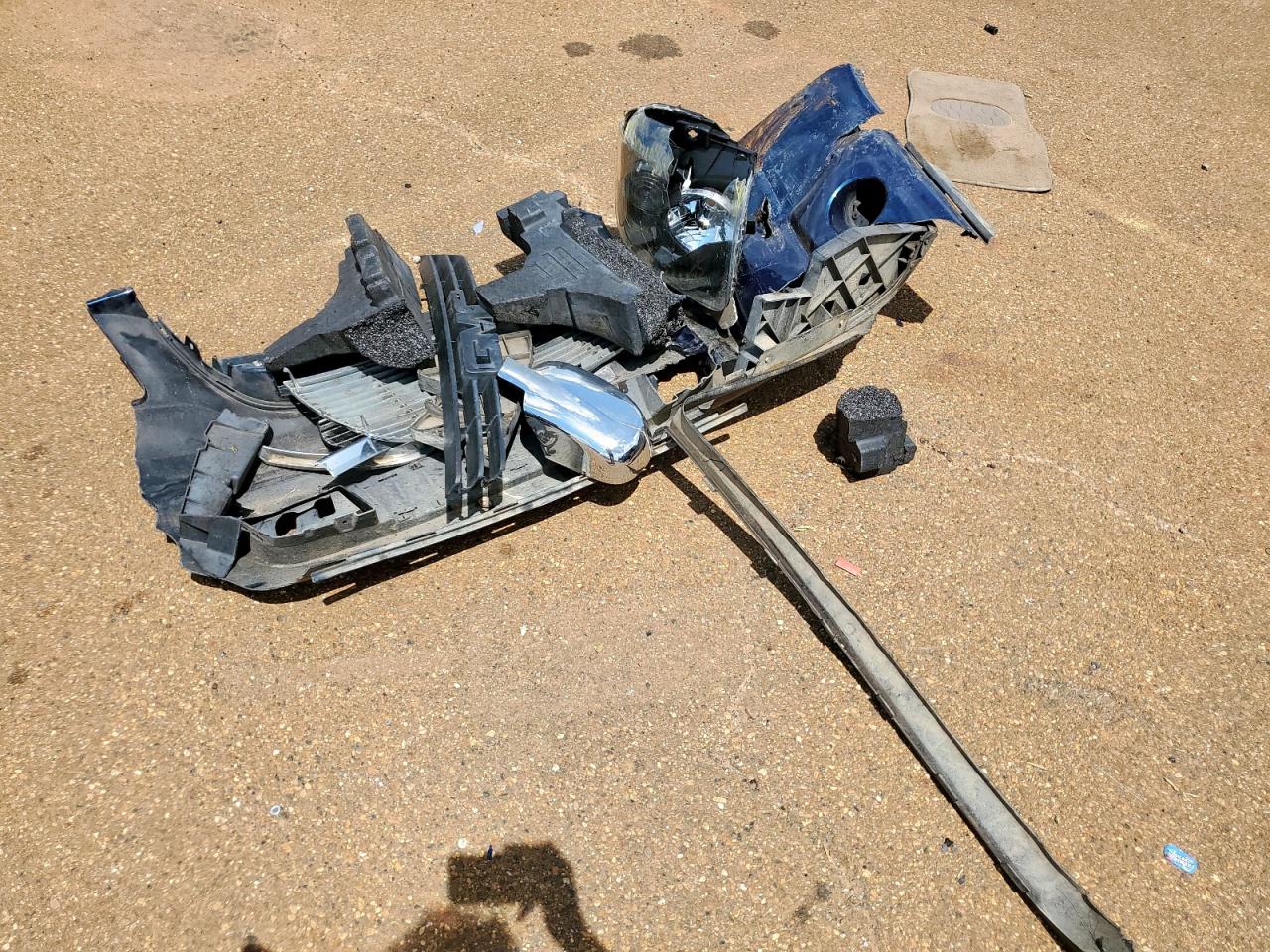 2007 GMC Yukon VIN: 1GKFC13J57R245401 Lot: 69094155