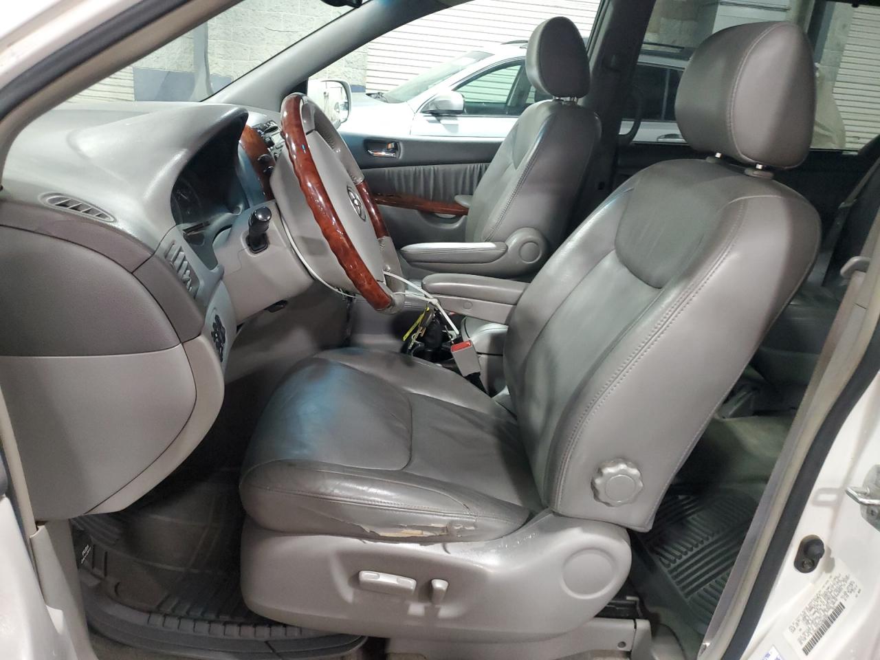 2004 Toyota Sienna Xle VIN: 5TDBA22C54S008865 Lot: 67295945