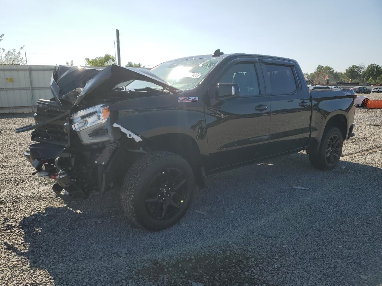 2022 Chevrolet Silverado K1500 Lt Trail Boss black null diesel 3GCUDFET4NG566662 photo #1