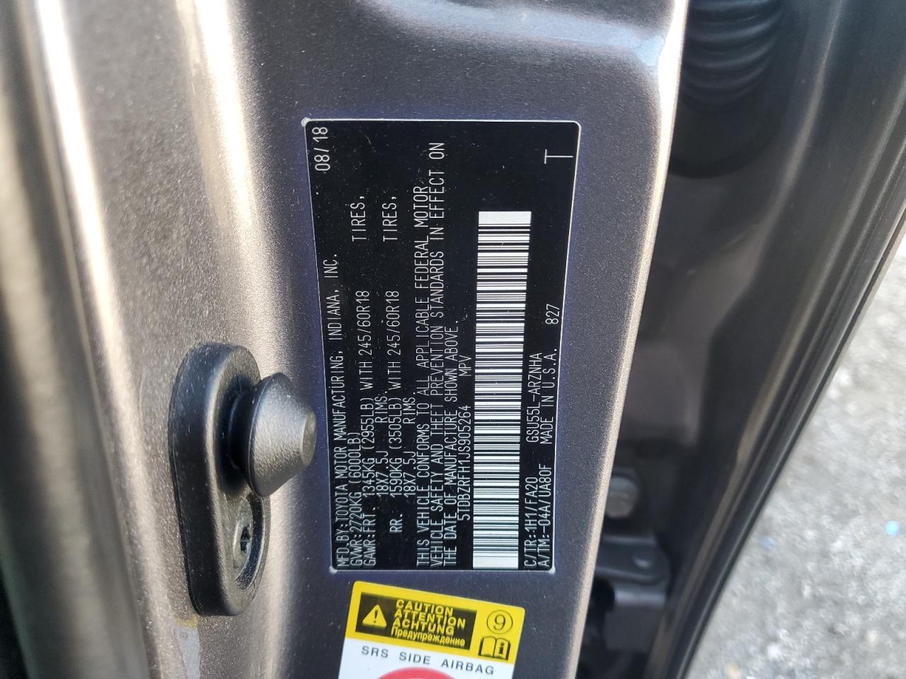 2018 Toyota Highlander Le VIN: 5TDBZRFH1JS905264 Lot: 70027035