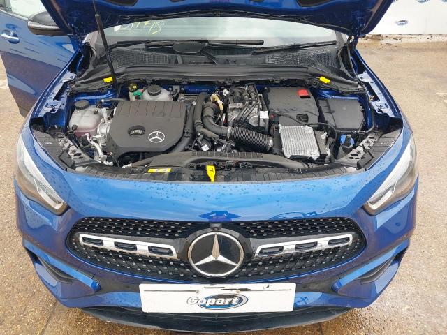 2025 MERCEDES BENZ GLA 250 AM
