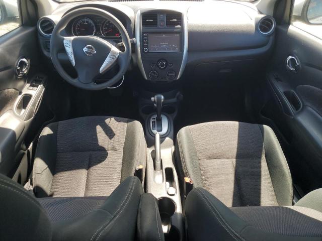  NISSAN VERSA 2019 Srebrny