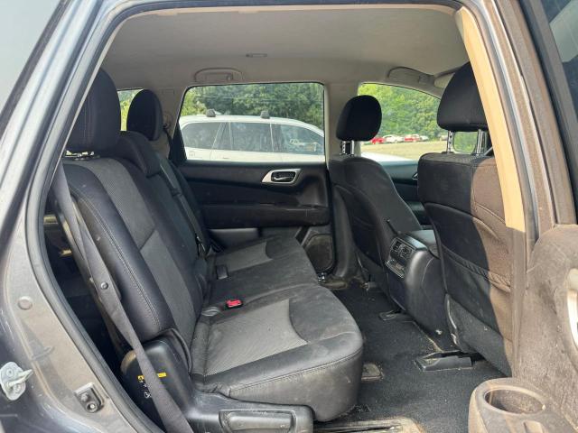  NISSAN PATHFINDER 2017 Szary