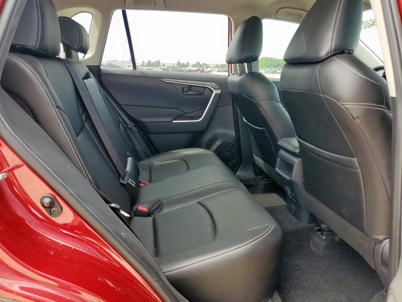 2021 Toyota Rav4 Le VIN: JTMH1RFV0MD068742 Lot: 69864025