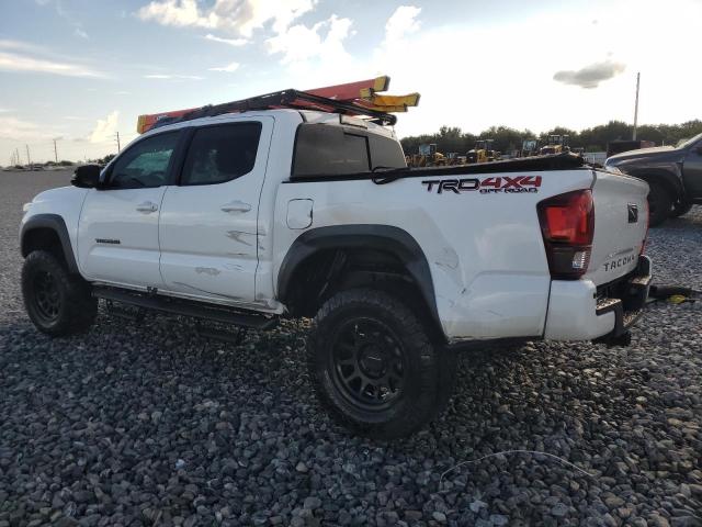  TOYOTA TACOMA 2018 Белы