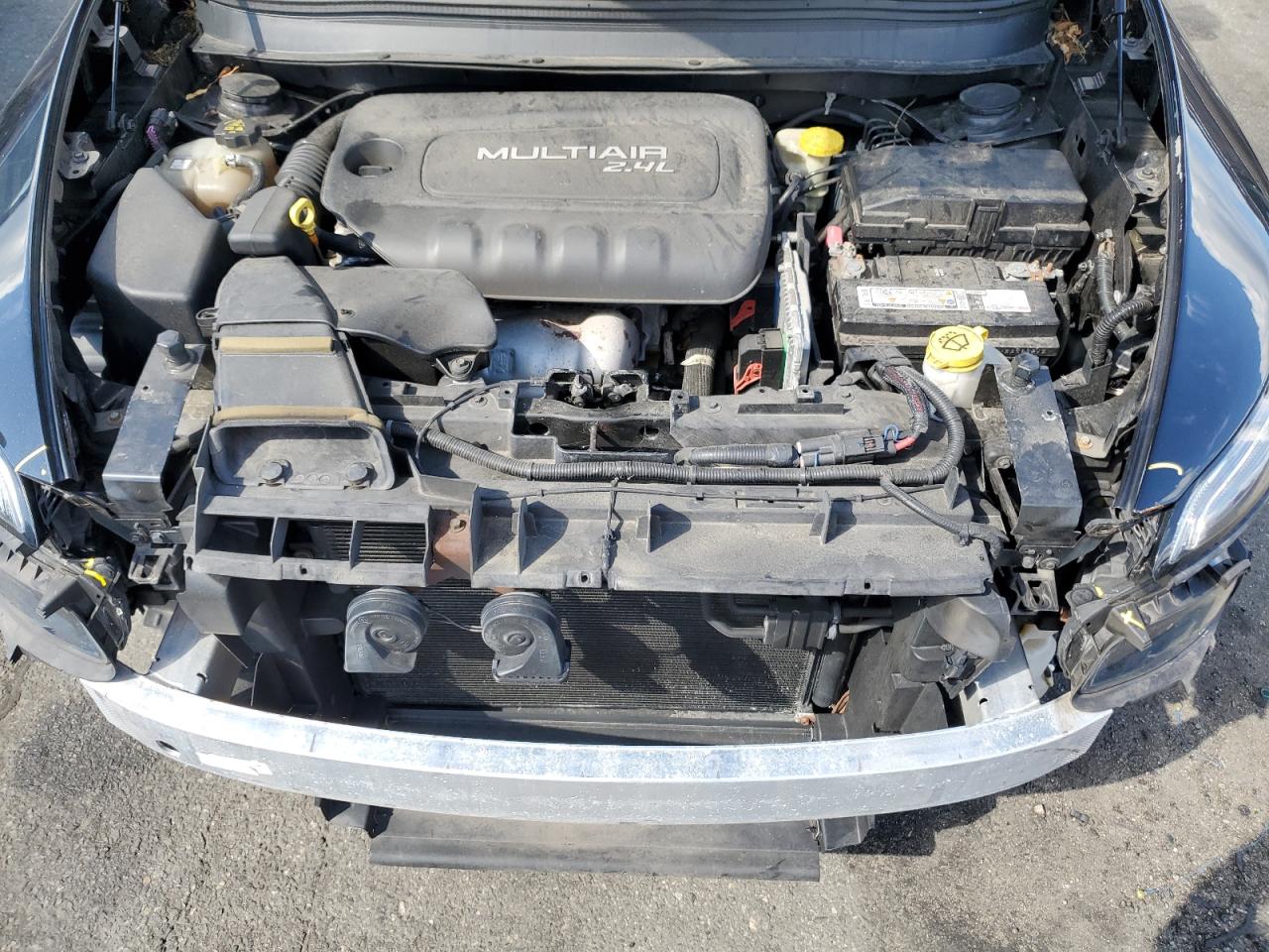 2015 Jeep Cherokee Sport VIN: 1C4PJMAB4FW756634 Lot: 69289715