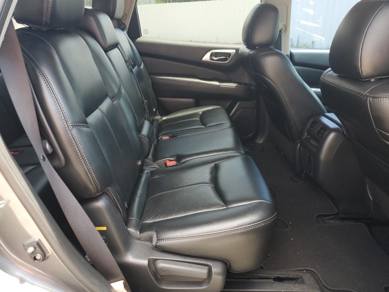 2015 Nissan Pathfinder S VIN: 5N1AR2MN3FC717880 Lot: 67082155