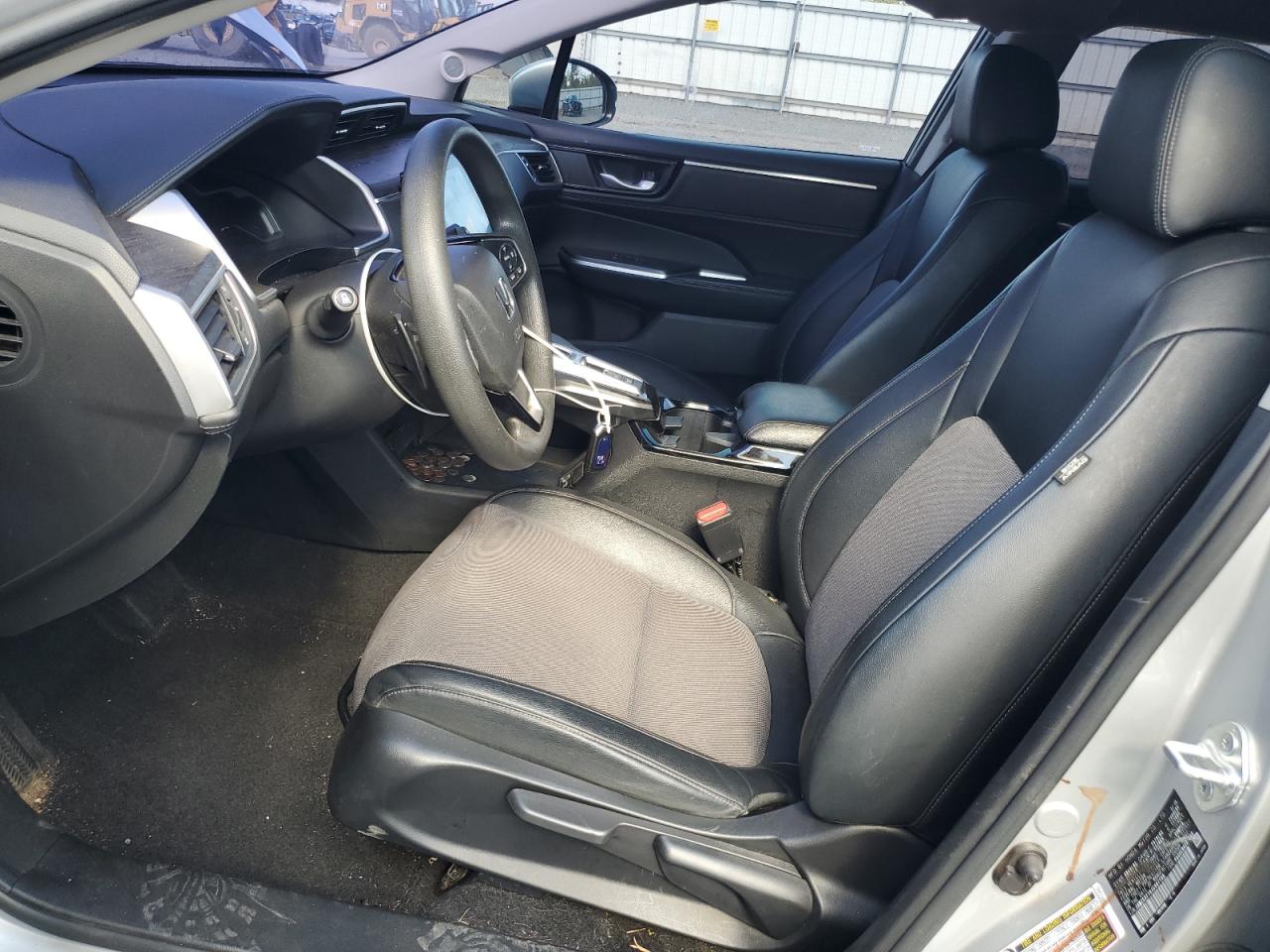 2018 Honda Clarity VIN: JHMZC5F10JC007198 Lot: 70308365