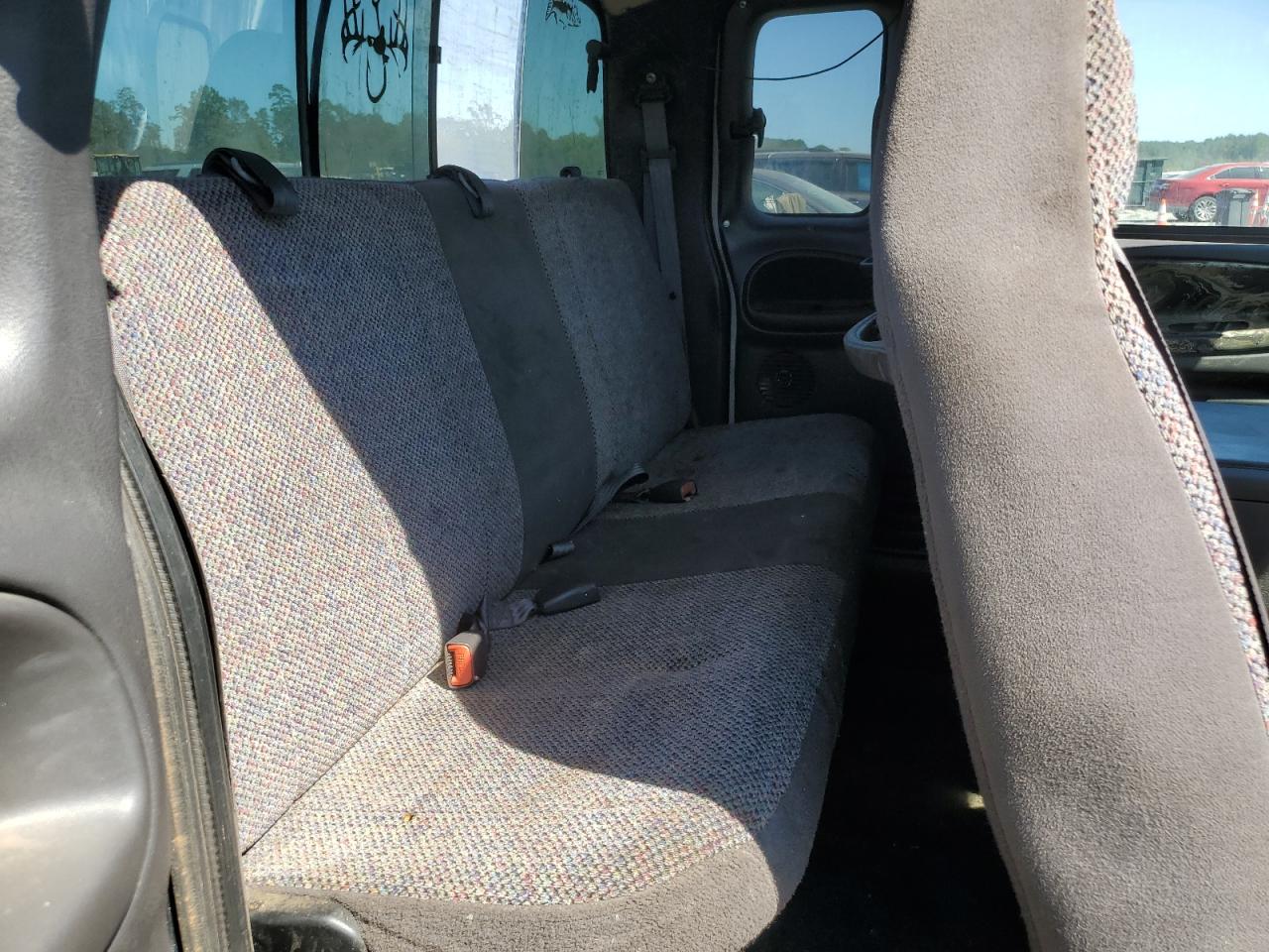 2002 Dodge Ram 2500 VIN: 3B7KC23Z32M230122 Lot: 70956195
