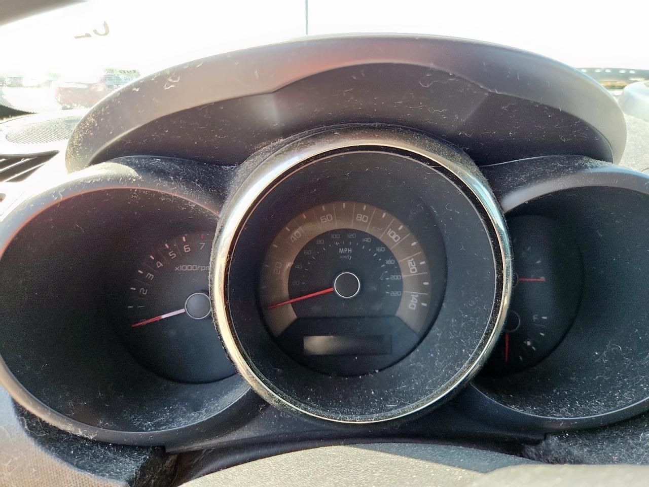 2011 Kia Soul + VIN: KNDJT2A20B7709674 Lot: 70110405