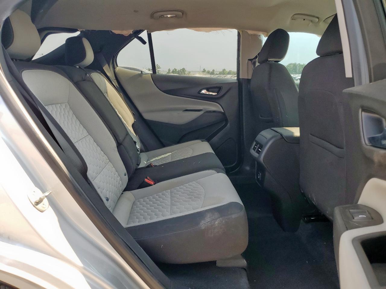 2021 Chevrolet Equinox Ls VIN: 3GNAXHEV0MS113018 Lot: 70461735