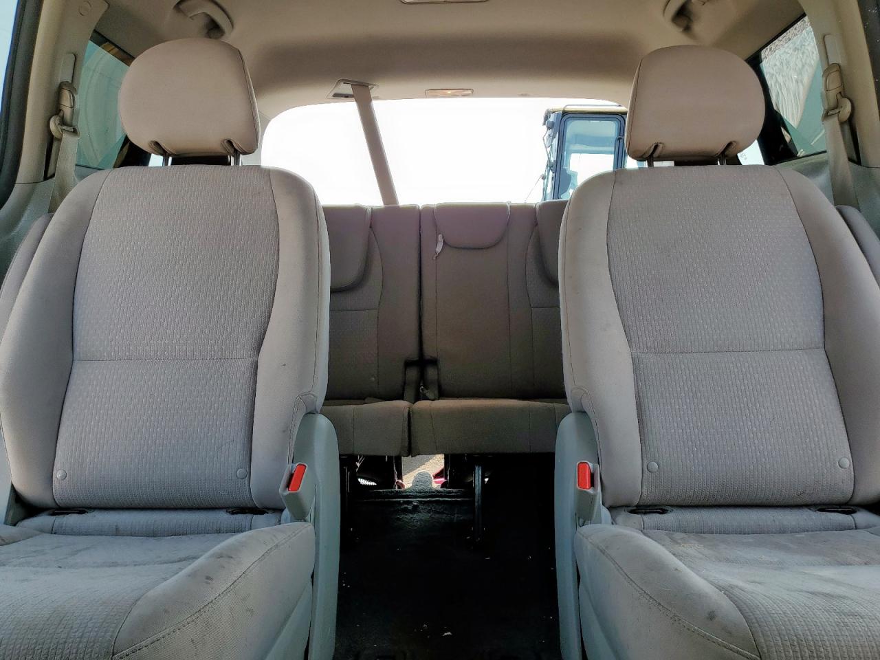 2016 Kia Sedona Lx VIN: KNDMB5C11G6124931 Lot: 67944445