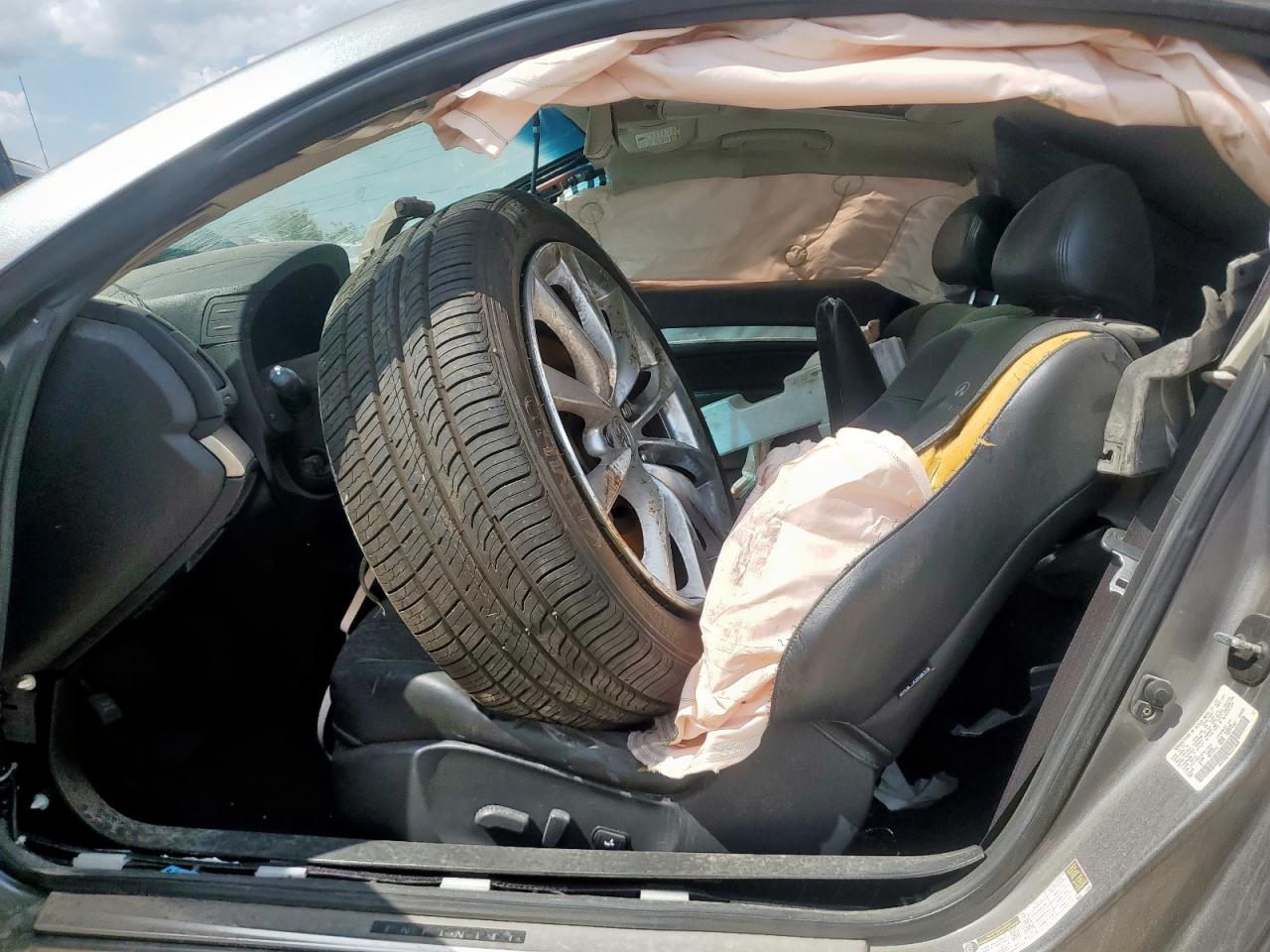 2014 Infiniti Q60 Journey VIN: JN1CV6EK5EM113666 Lot: 70412805