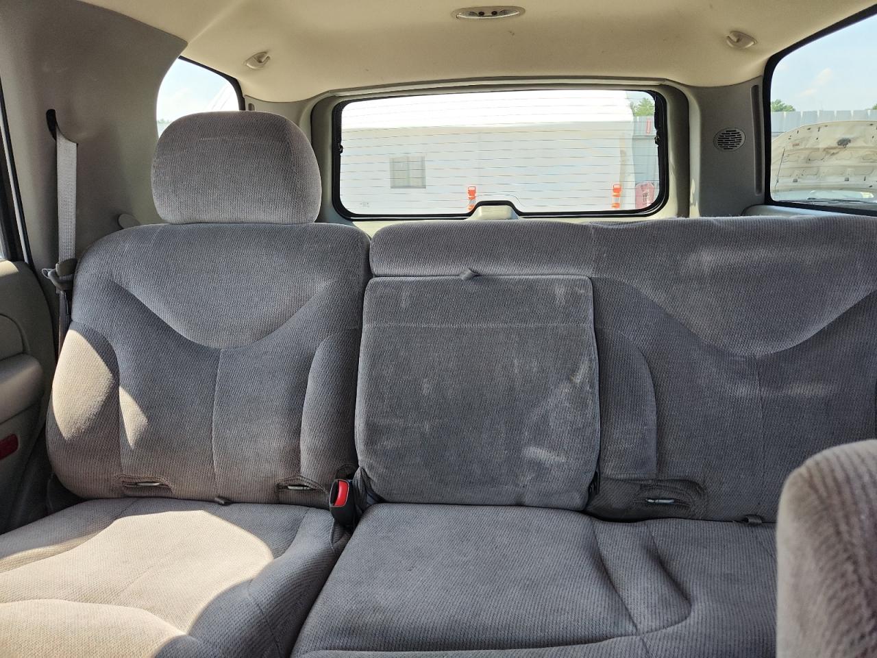 2004 GMC Yukon VIN: 1GKEK13VX4J298204 Lot: 68102615