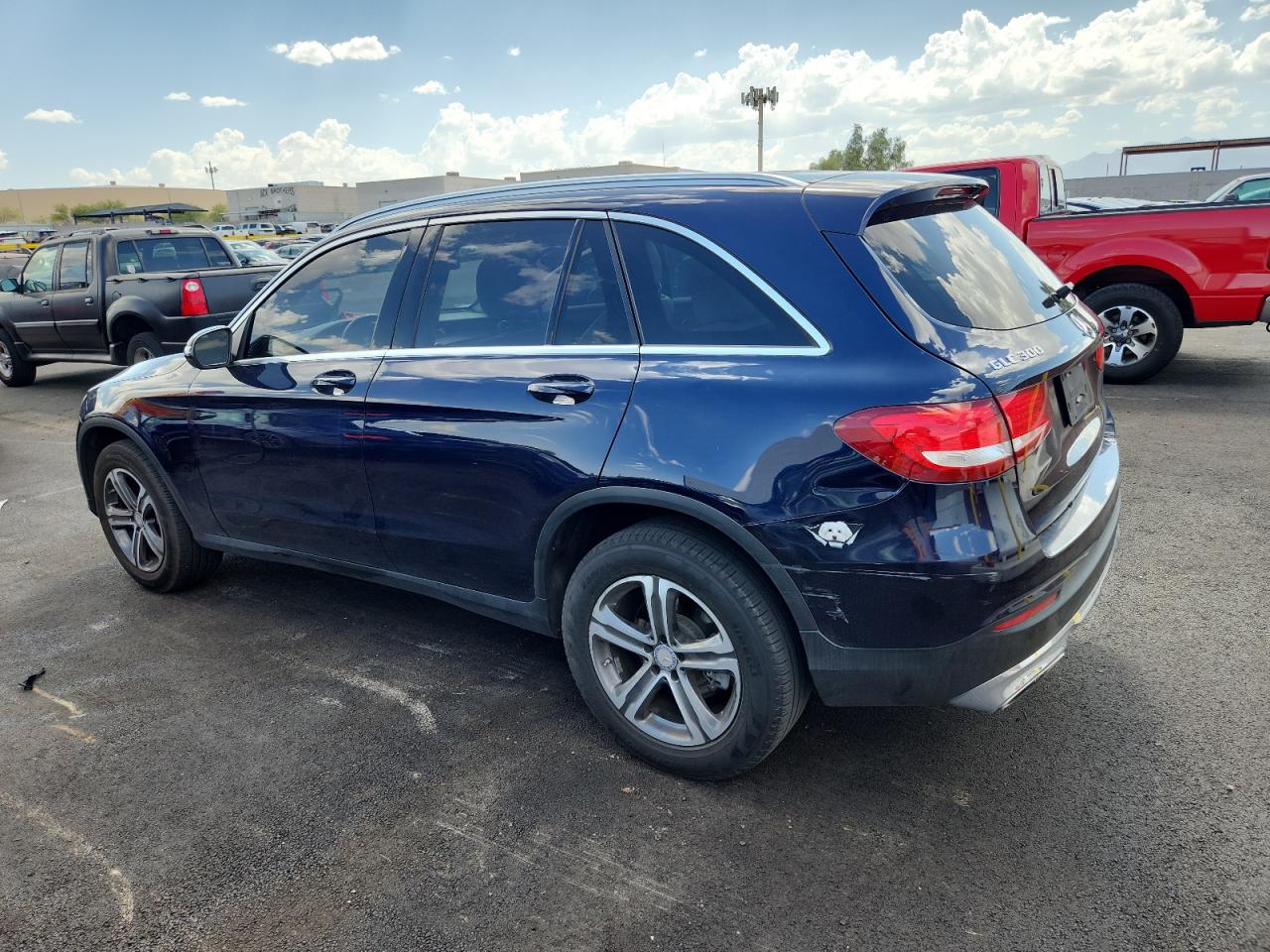 2016 Mercedes-Benz Glc 300 blue suv gas WDC0G4JB0GF013478 photo #3
