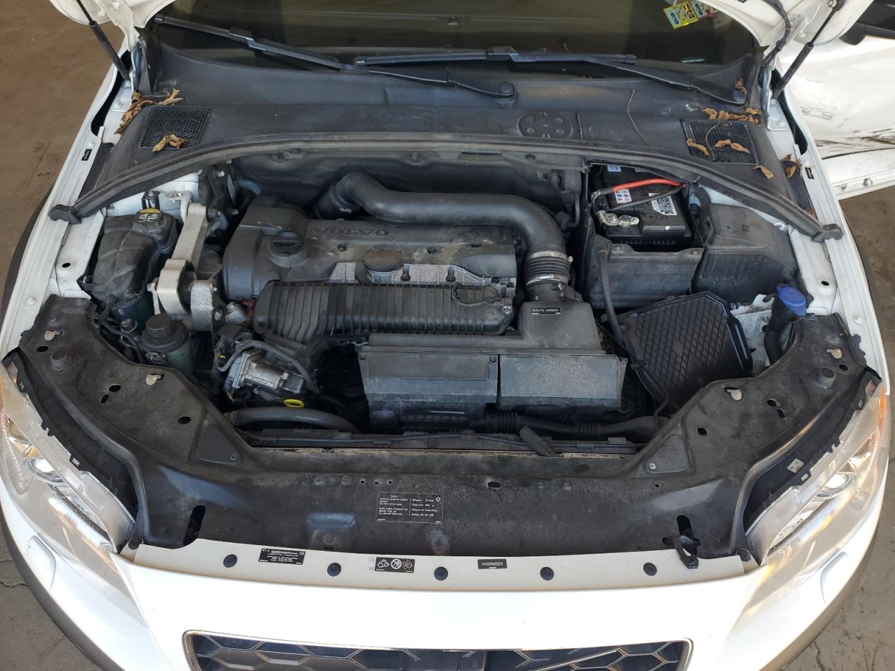 2016 Volvo Xc70 T5 Classic Platinum VIN: YV4612NY8G1258513 Lot: 70100685