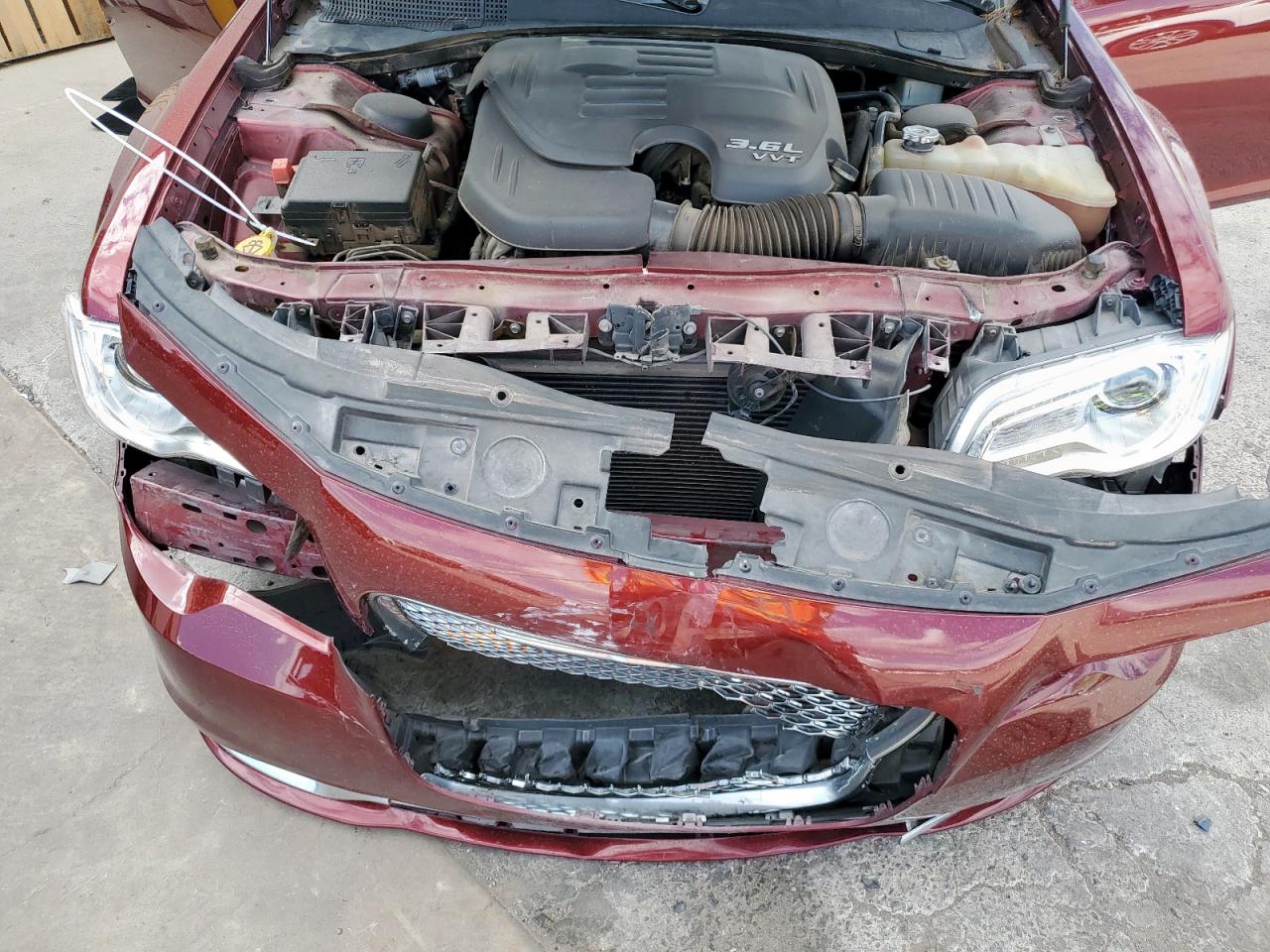 2019 Chrysler 300 Touring VIN: 2C3CCAAG5KH667624 Lot: 70316915