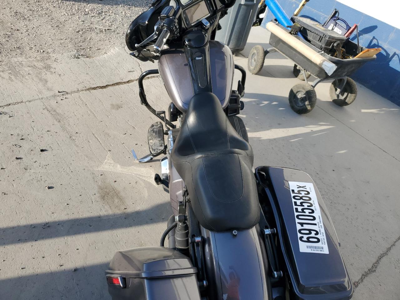2015 Harley-Davidson Flhxs Street Glide Special VIN: 1HD1KRM10FB704510 Lot: 69105585