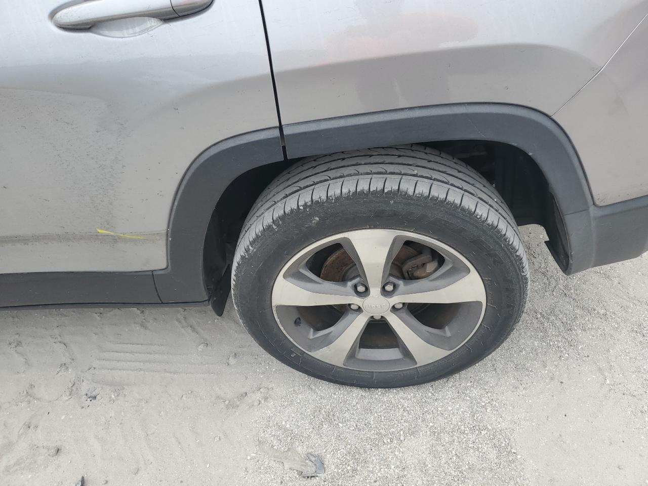 2019 Jeep Cherokee Limited VIN: 1C4PJLDB8KD123243 Lot: 67972115