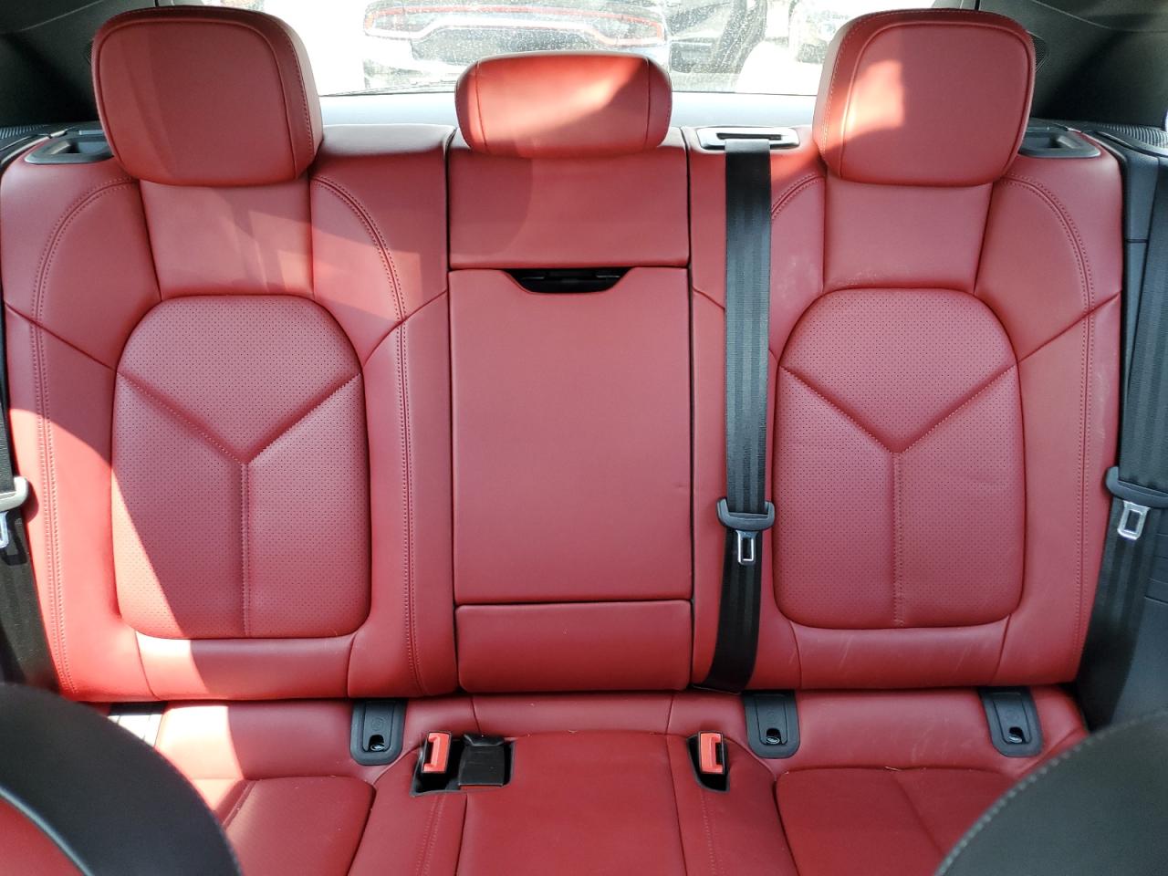 2024 Porsche Macan Base VIN: WP1AA2A55RLB03061 Lot: 69011515