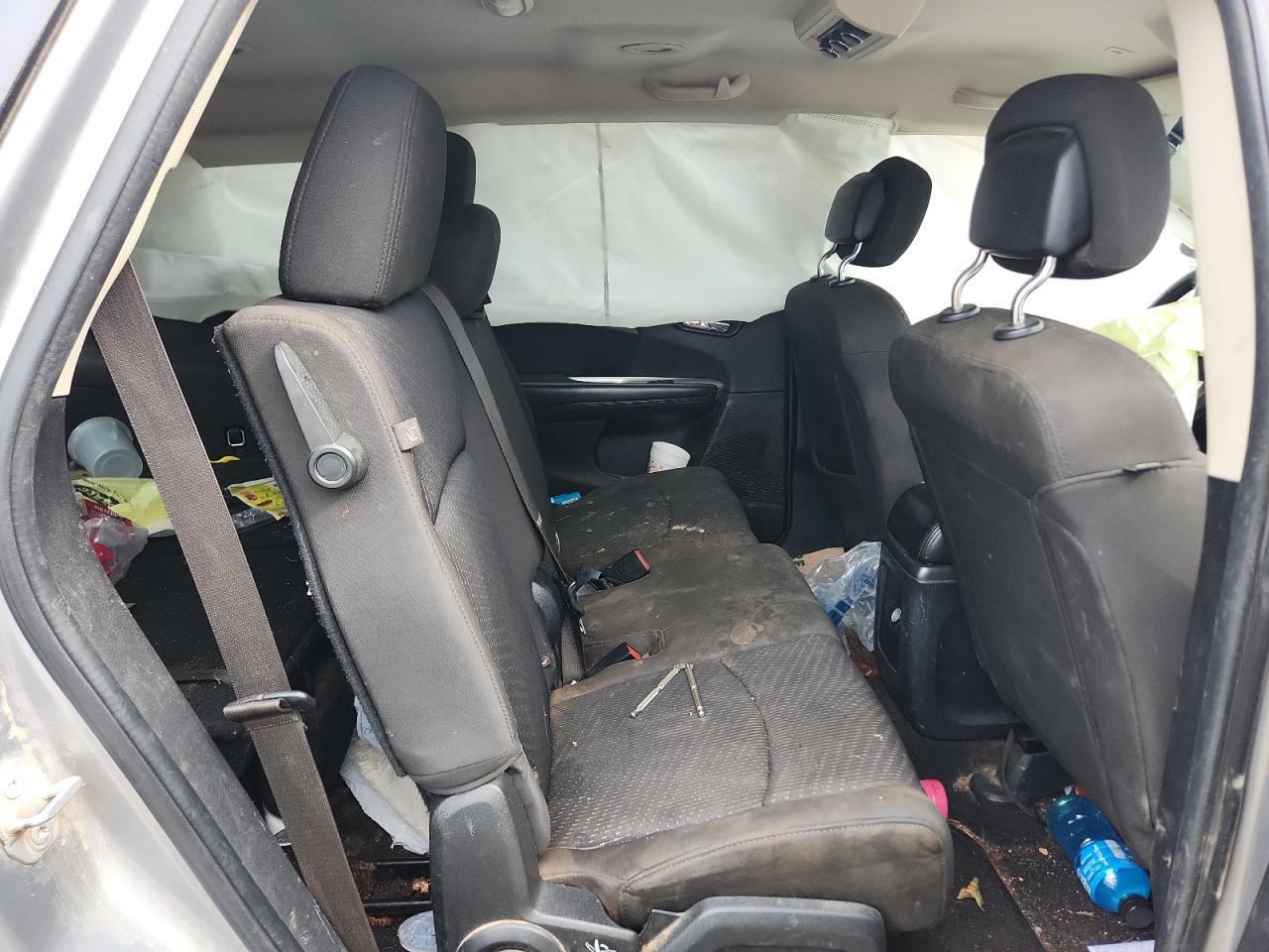 2018 Dodge Journey Se VIN: 3C4PDCAB9JT352695 Lot: 70736385