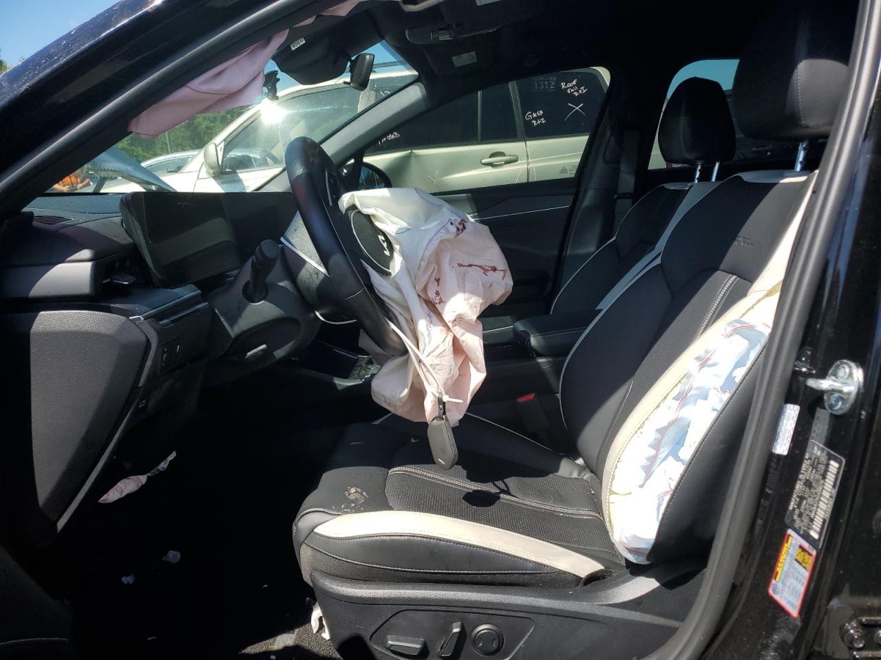 2025 Kia K5 Gt Line VIN: KNAG64J75S5358276 Lot: 69260385