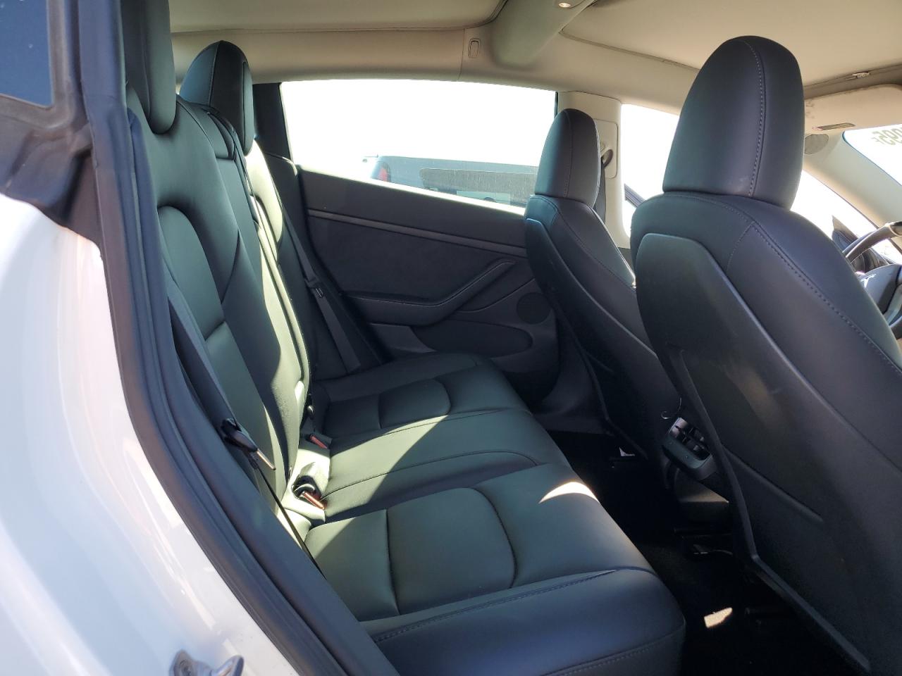 2023 Tesla Model 3 VIN: 5YJ3E1EA8PF515930 Lot: 69695095