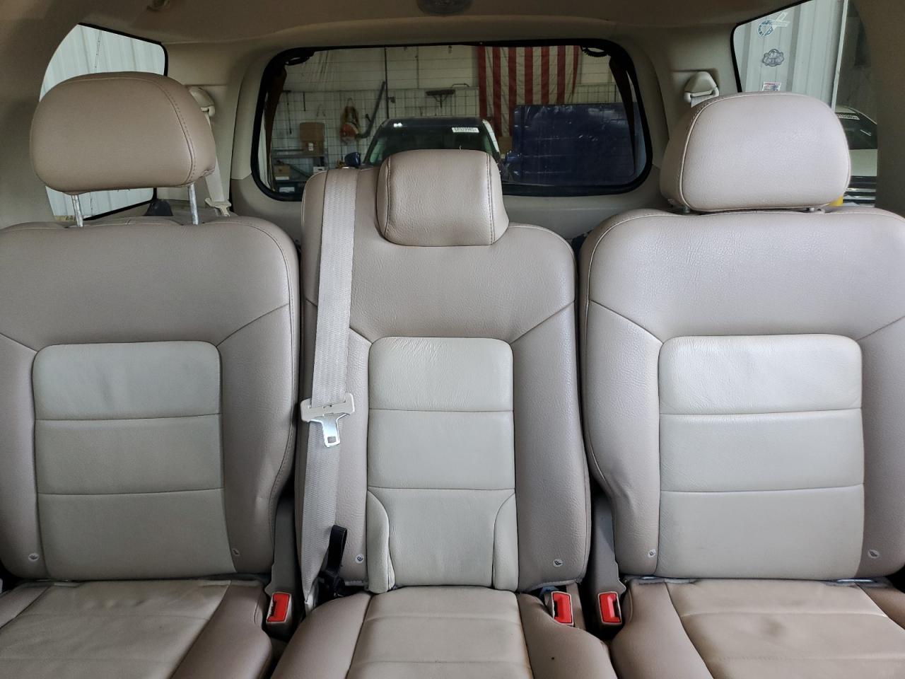 2004 Ford Expedition Eddie Bauer VIN: 1FMFU18L74LA19745 Lot: 69468885