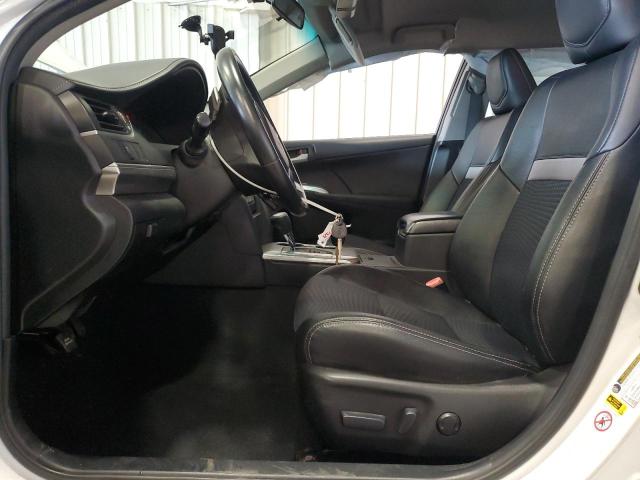  TOYOTA CAMRY 2014 Biały