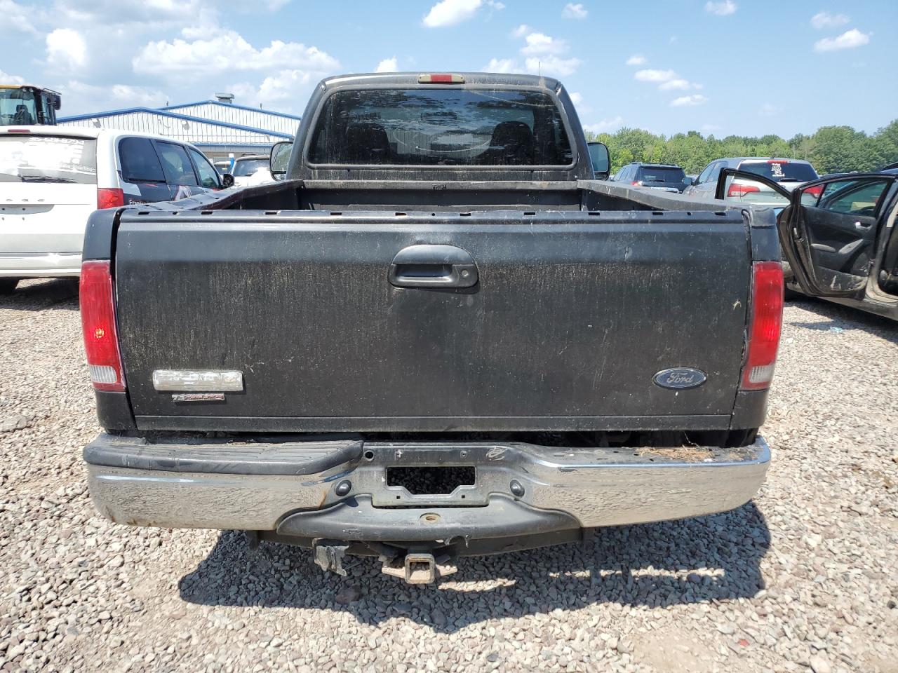 2001 Ford F250 Super Duty VIN: 1FTNF20F81EC03890 Lot: 68021895