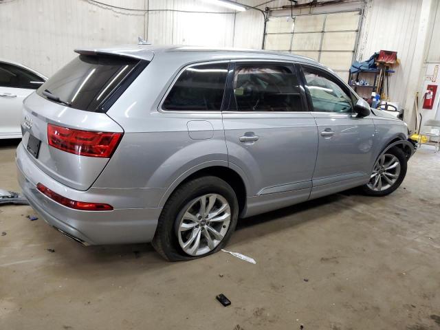  AUDI Q7 2019 Srebrny