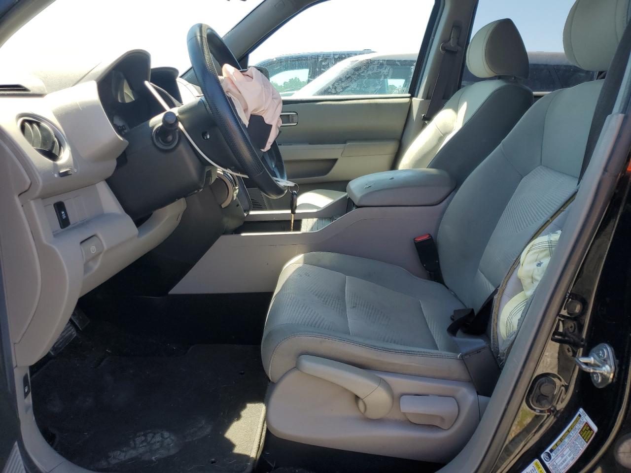 2012 Honda Pilot Lx VIN: 5FNYF4H2XCB038761 Lot: 70825255