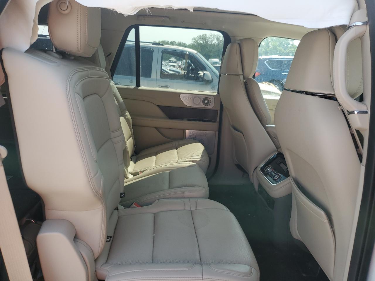 2020 Lincoln Navigator Reserve VIN: 5LMJJ2LT7LEL06342 Lot: 67820595