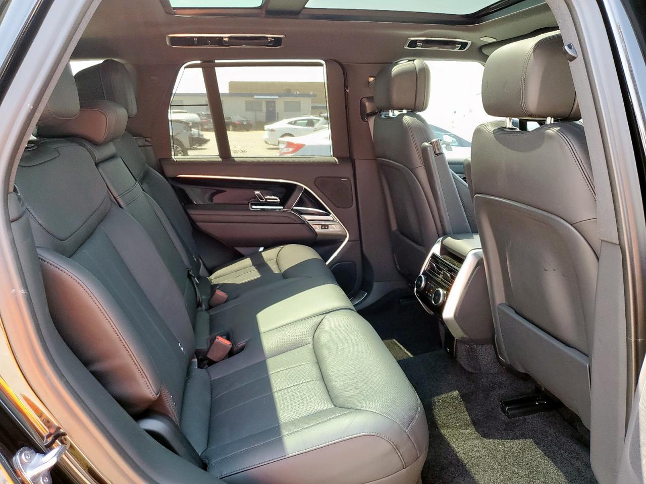 2023 Land Rover Range Rover Se VIN: SALKP9E70PA057360 Lot: 68523835