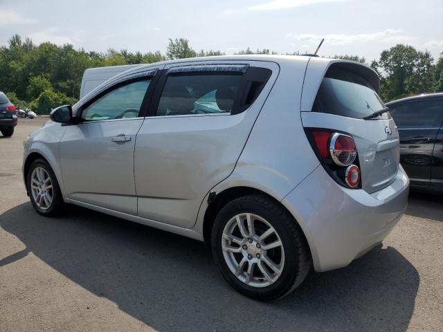 Hatchbacks CHEVROLET SONIC 2015 Srebrny