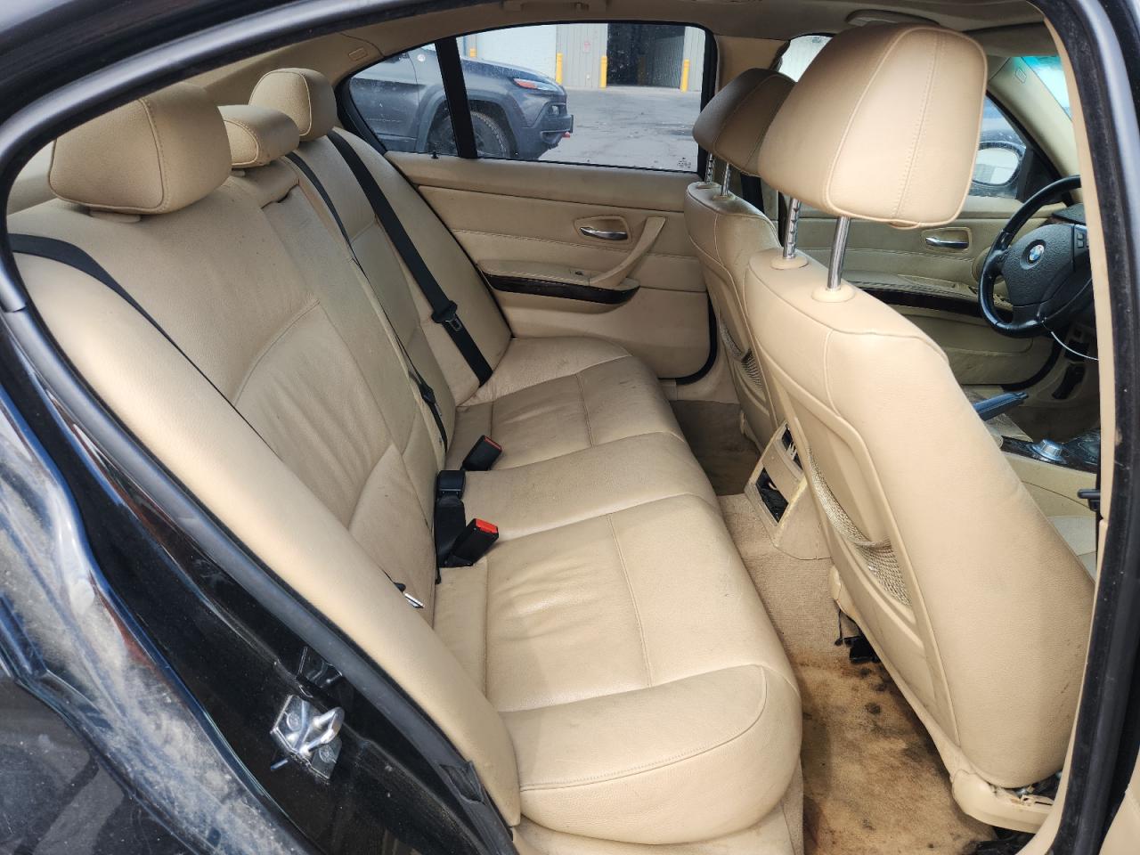 2006 BMW 325 I VIN: WBAVB13546PT15488 Lot: 70577235