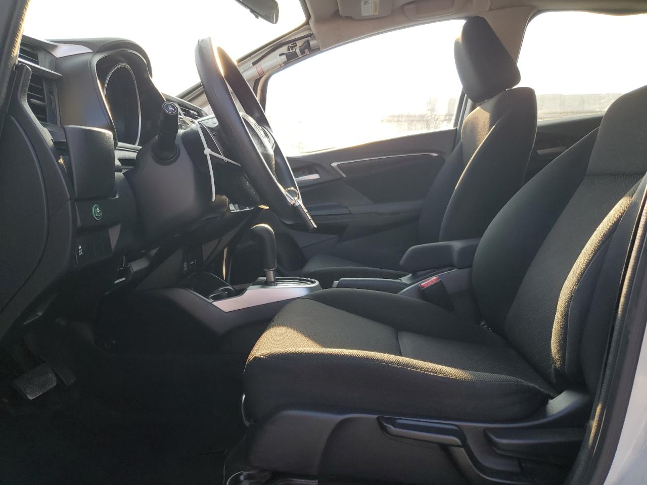 2017 Honda Fit Ex VIN: JHMGK5H75HS018337 Lot: 69787955